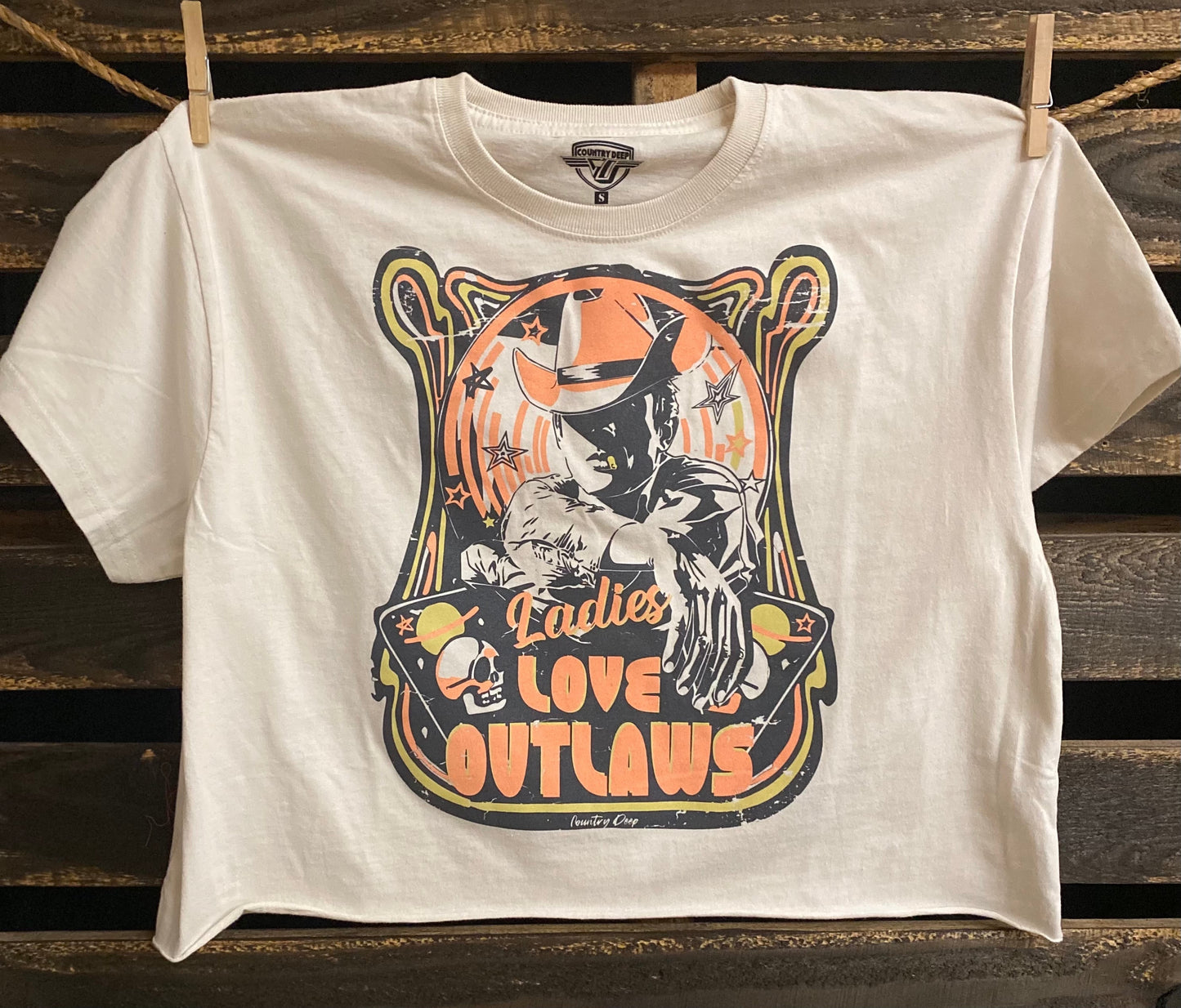 Ladies Love Outlaws Vintage Relaxed Crop T-shirt