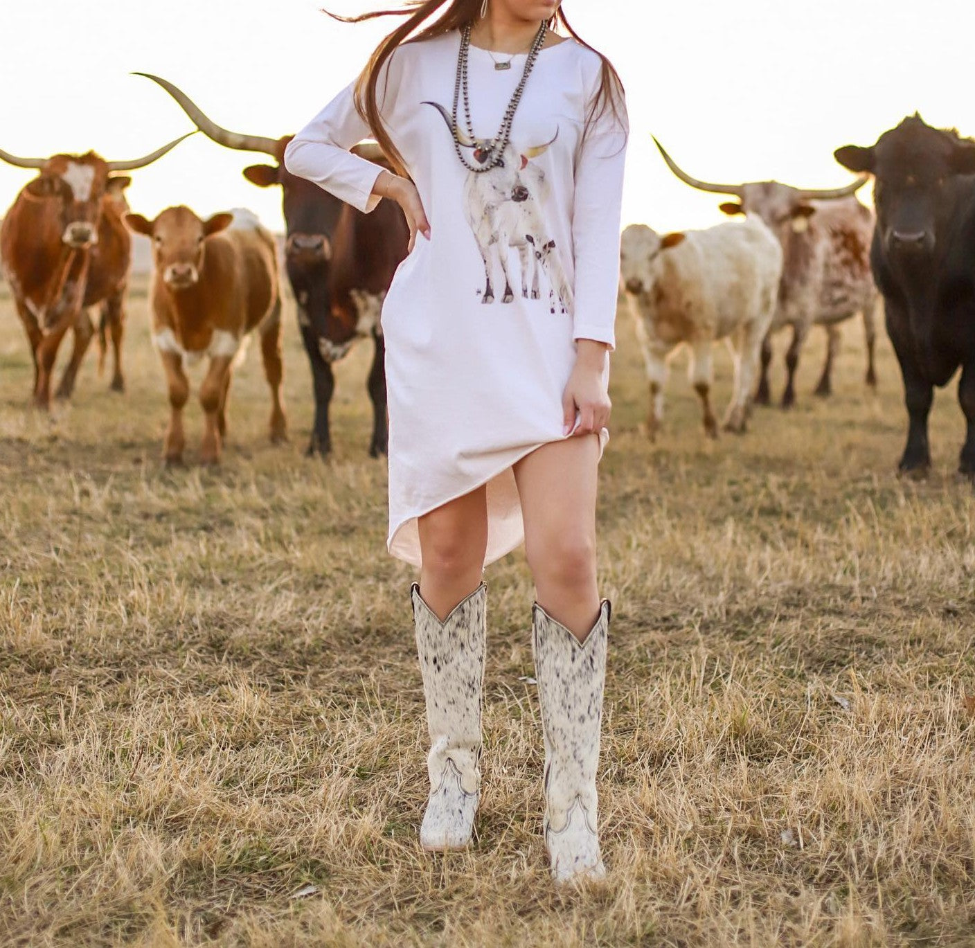 Cowgirls style white long sleeve dress