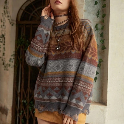 Round Neck Geometric Pattern Hole Knitted Long-sleeved Sweater