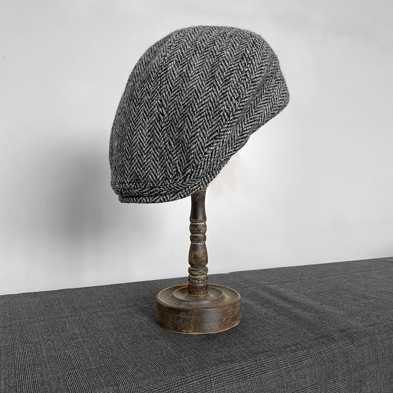 THE PEAKED Gatsby Flat Hat Gray-Harris Tweed