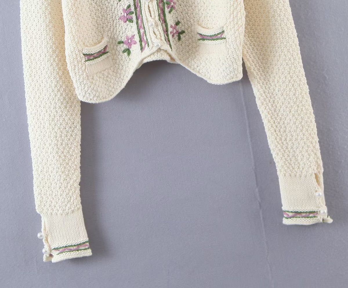 Daisy Bloom Embroidered Cropped Cardigan