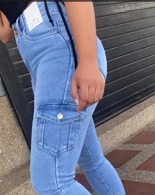 Skinny Mid-Rise Pocket Jeans