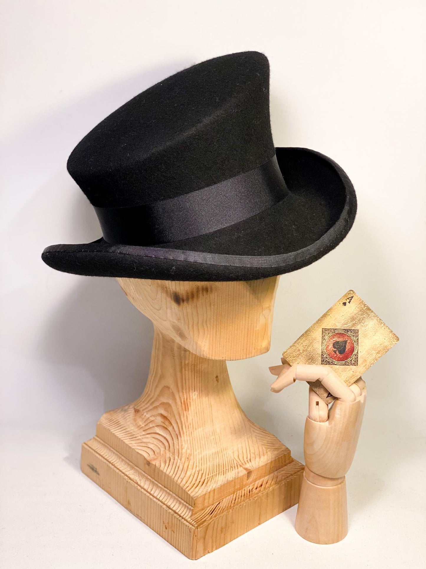 Asymmetric top hat