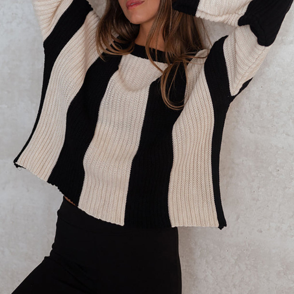 Loose Large Size Vertical Striped Contrast Color Round Neck Long Sleeve Knitted Sweater For Women