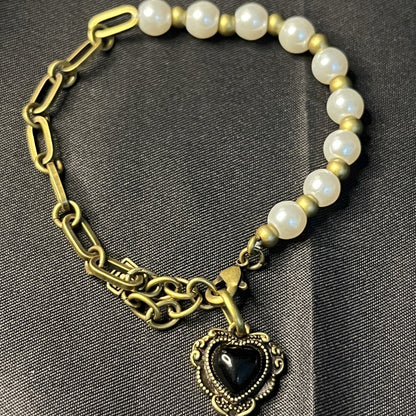 Womens White Spade Heart Vintage Pearl Bracelet