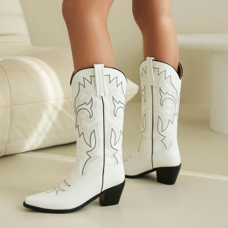 Western Retro Embroidered Boots