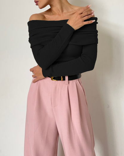 Off-The-Shoulder Bateau Neck Long-Sleeved Sweater