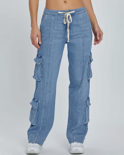 Multi-Pocketed Wide-Legged Jeans