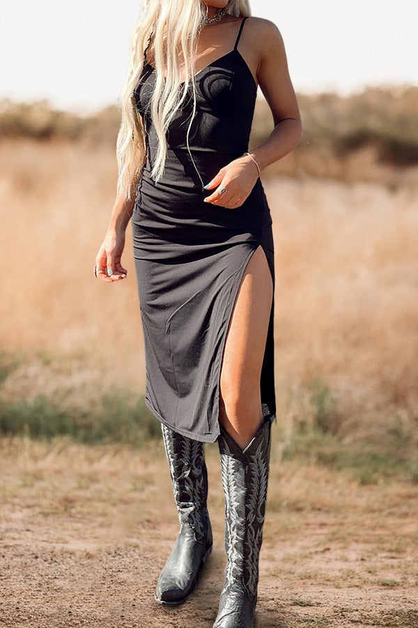 Pretty Sleeveless Slit Midi Dress