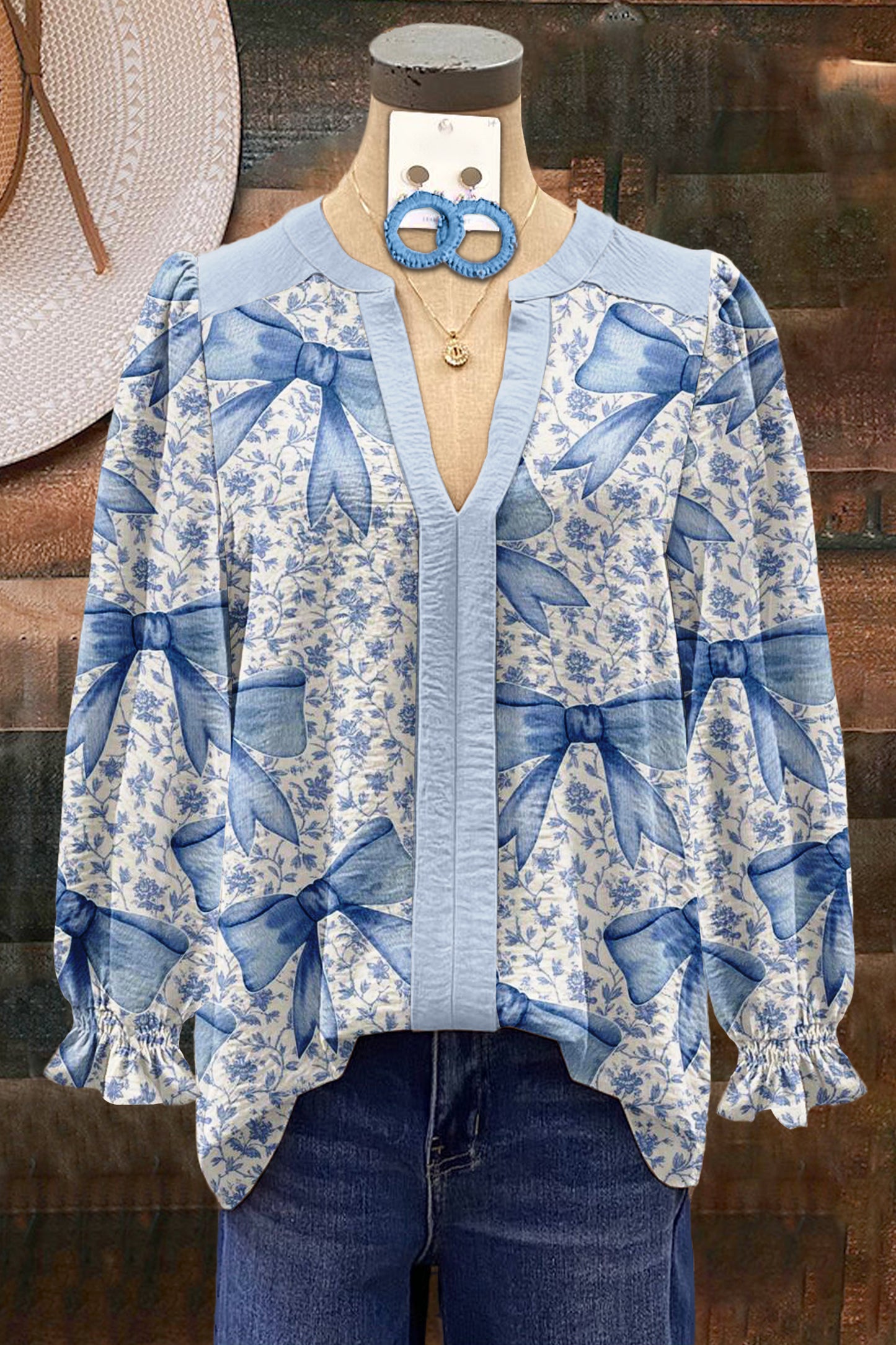 Fresh Butterfly Print V-Neck Blouse