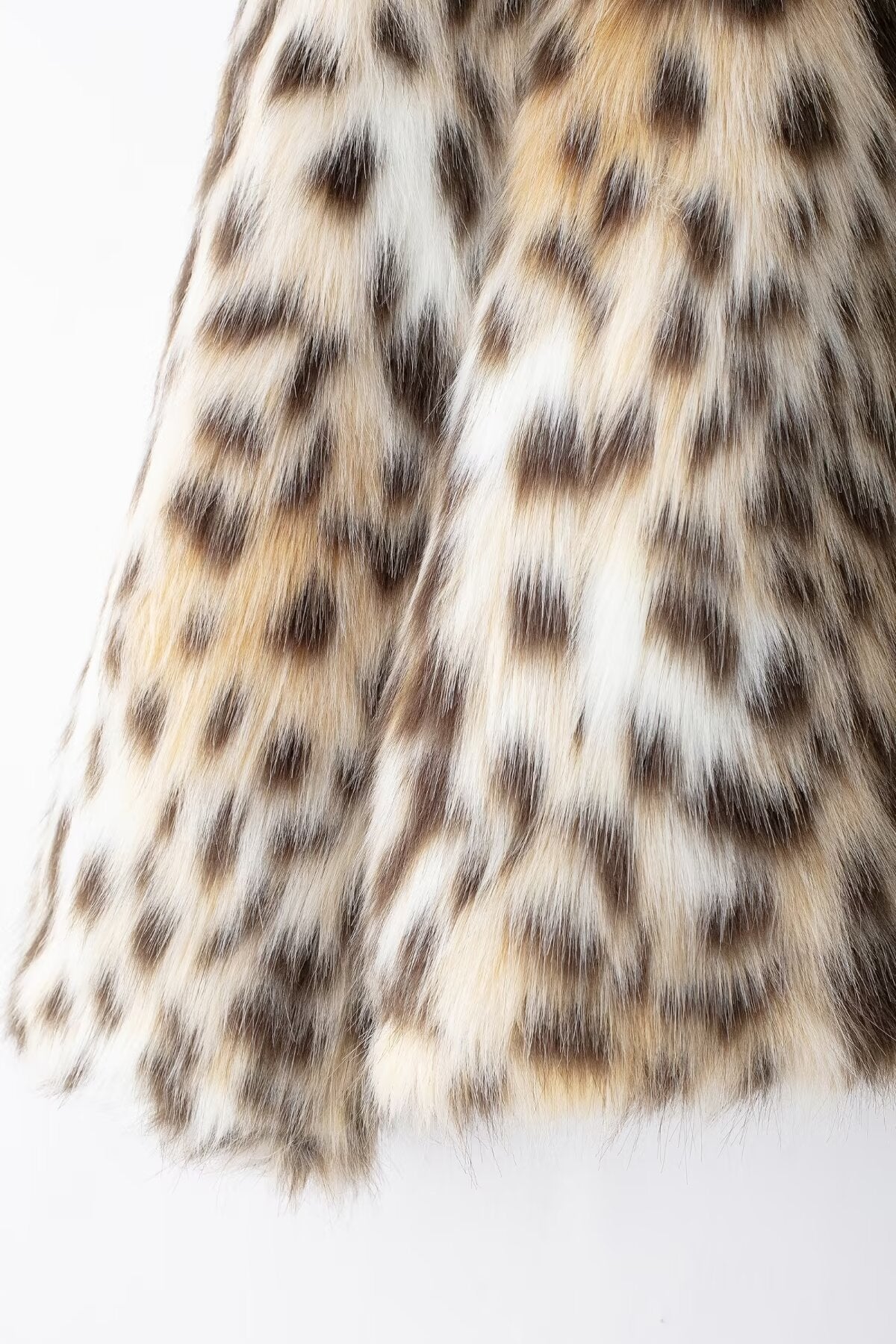 Selena Faux Fur Leopard_Coat