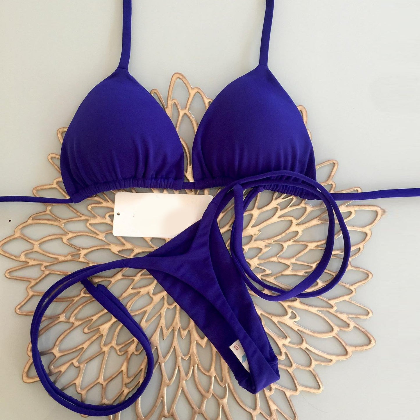 Trendy solid color resort bikini