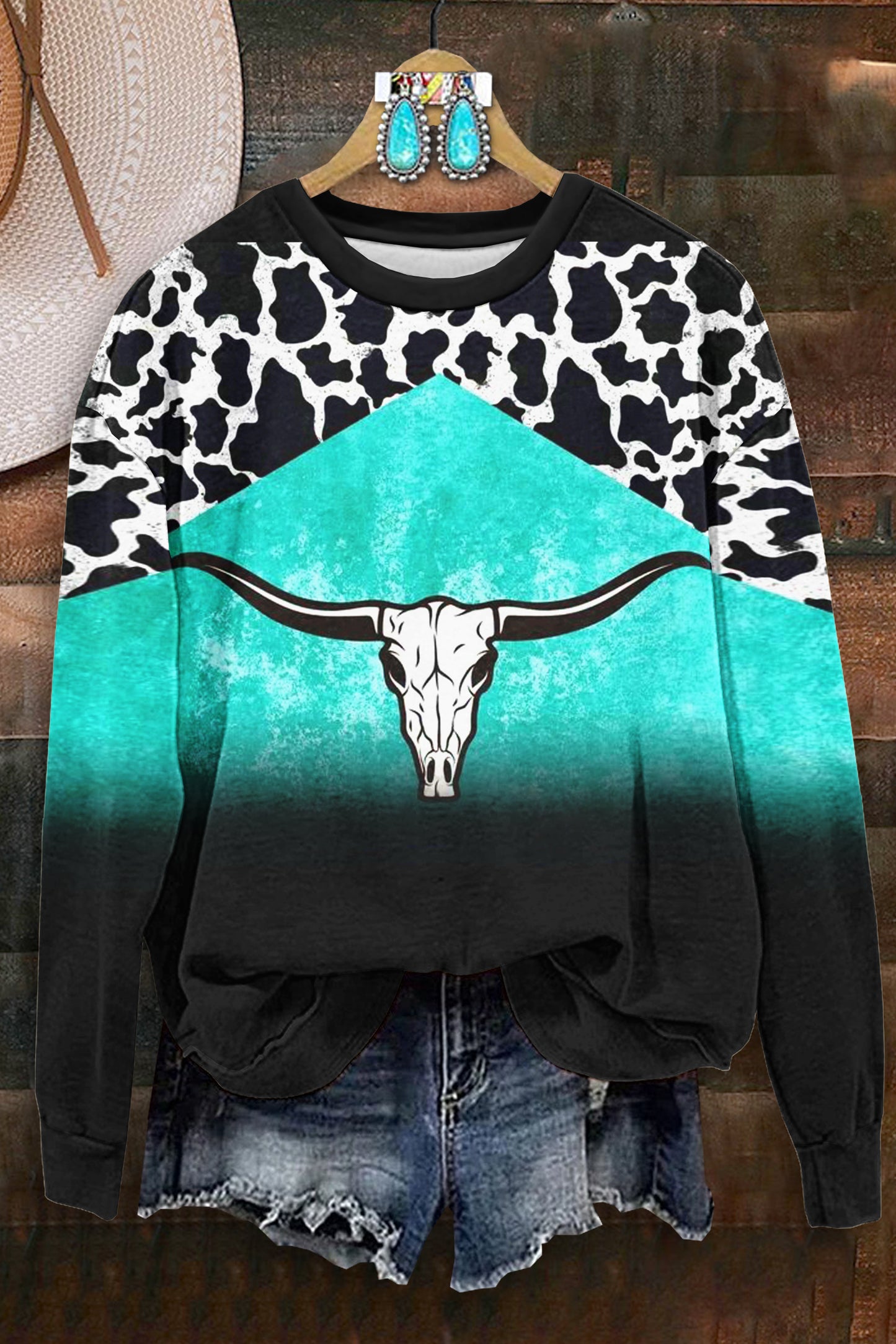 Classic Longhorn Print Long Sleeve Sweatshirt