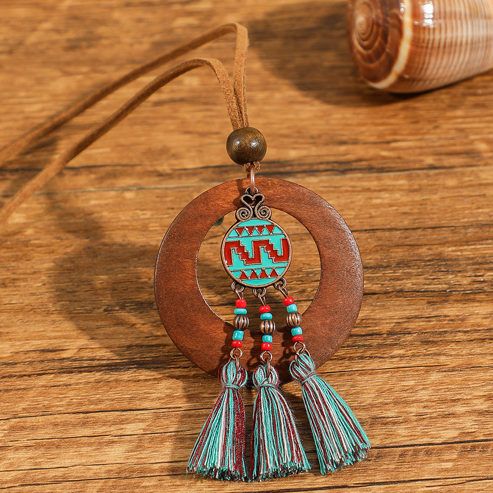 Women's Bohemian Flower Shell Hollow Necklace