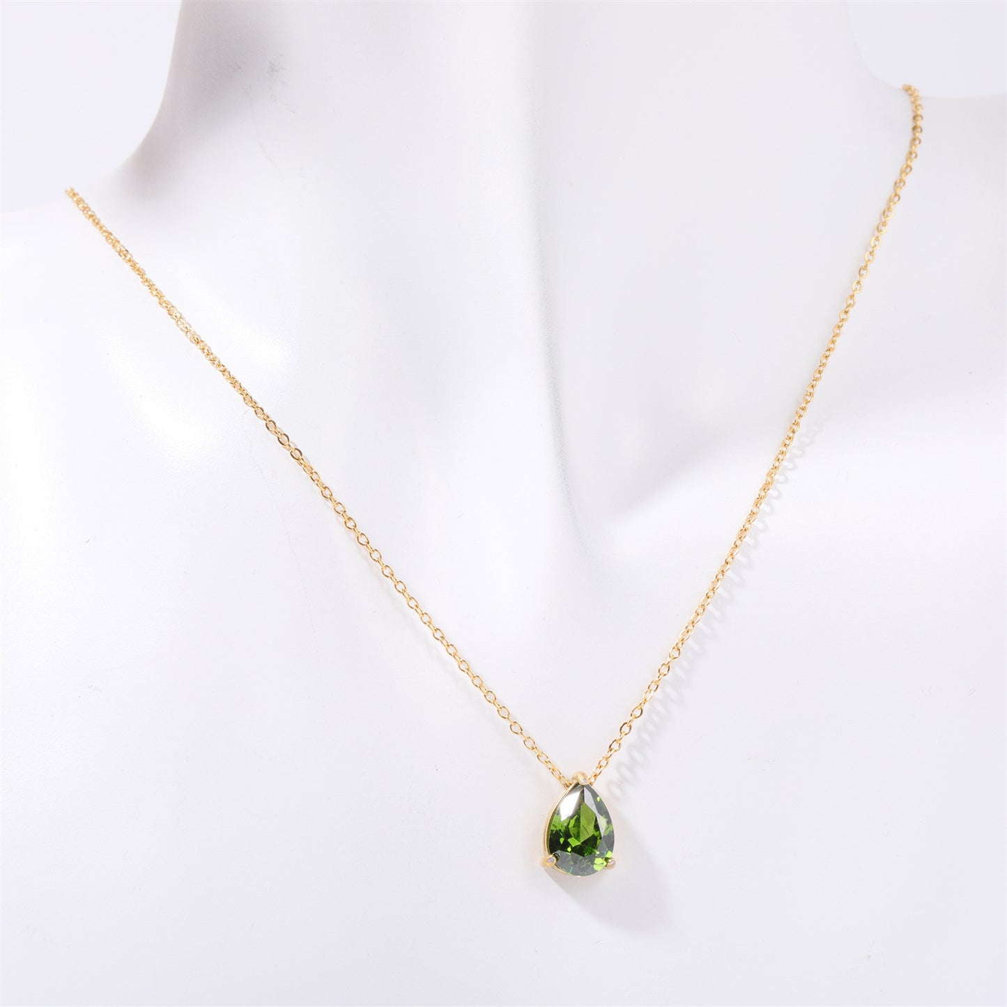 Women's December Birthday Pear-shaped Teardrop Zircon Necklace