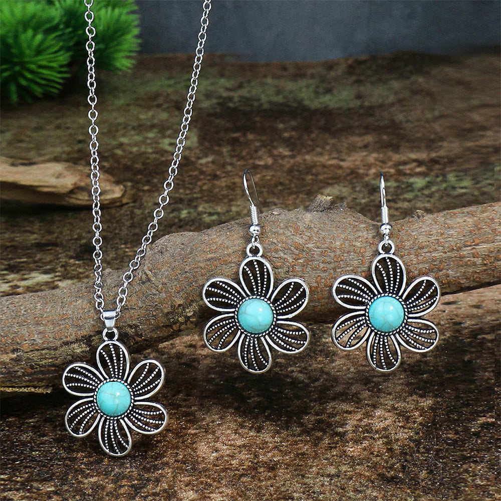 Women's Bohemian Flower Hollow Necklace Earring Set