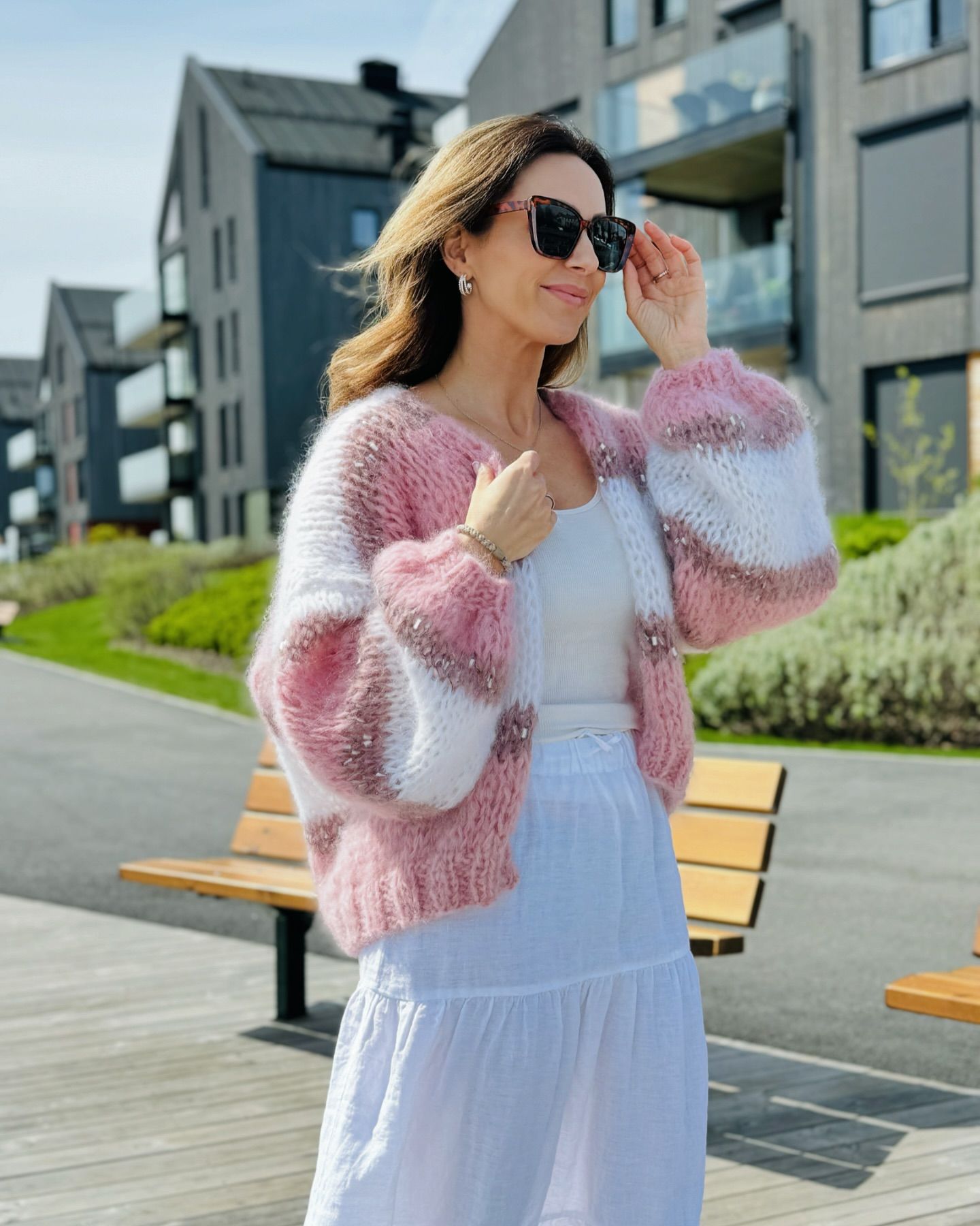 Loose Cardigan Pink and White Knitted Sweater