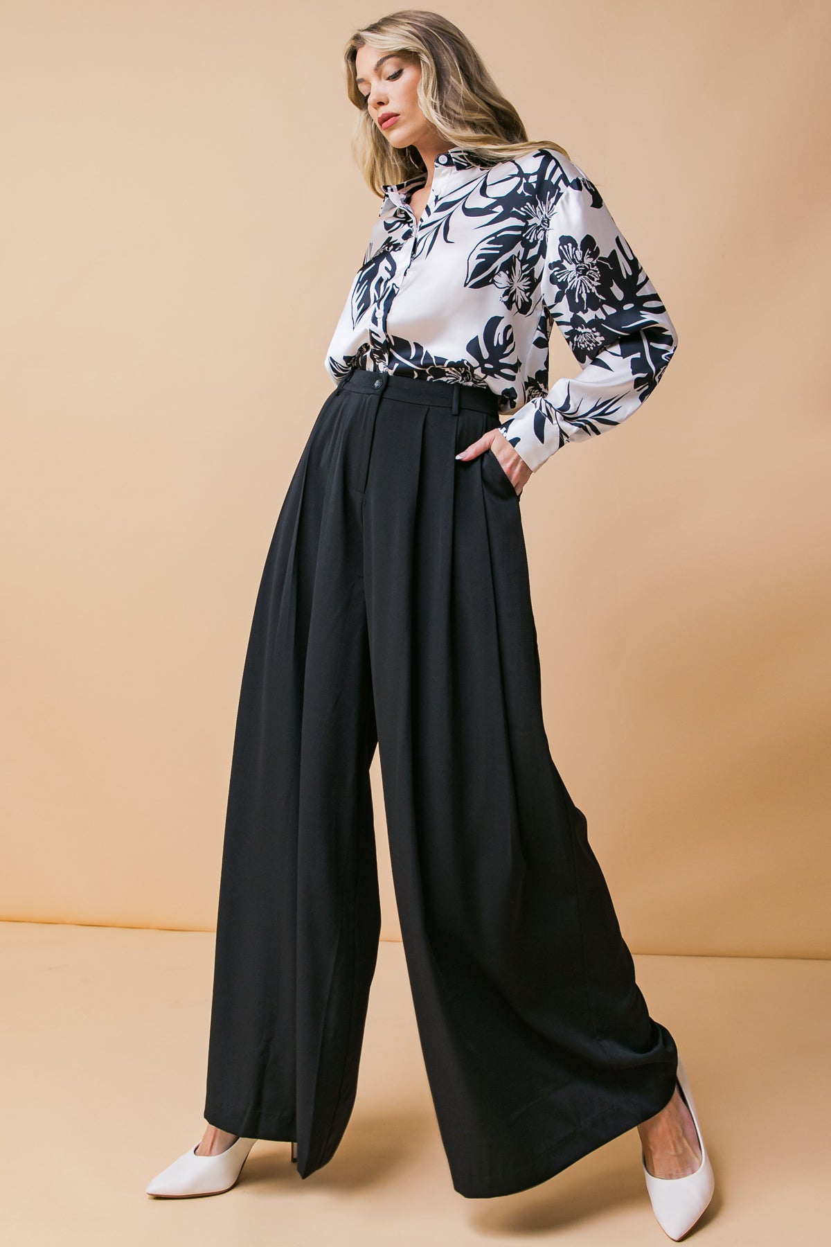 Throw It Back Woven Wide Leg Pants