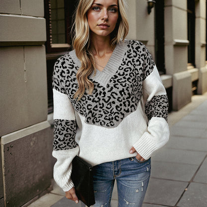 Women's V-neck Pullover Contrasting Leopard Print Sweater