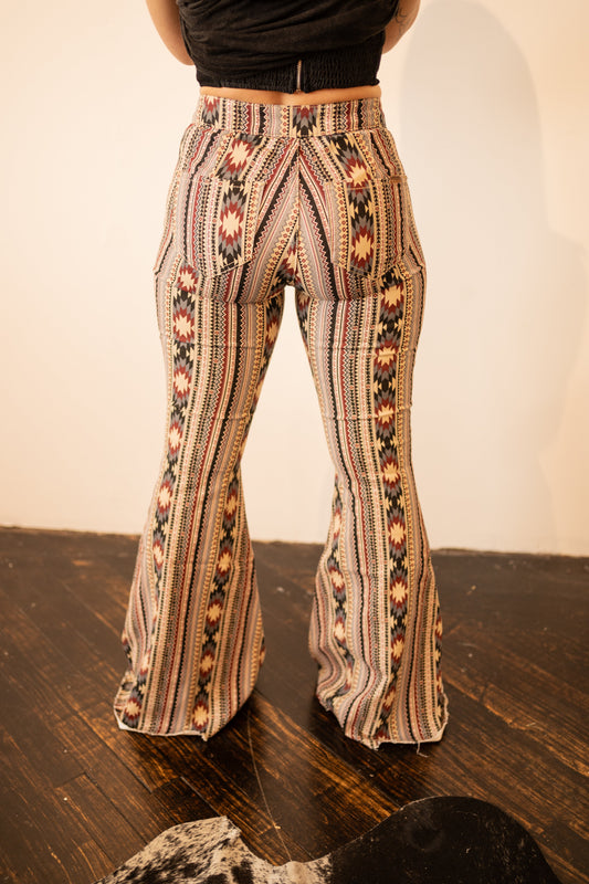 Final Sale __elli Aztec Bell Jeans