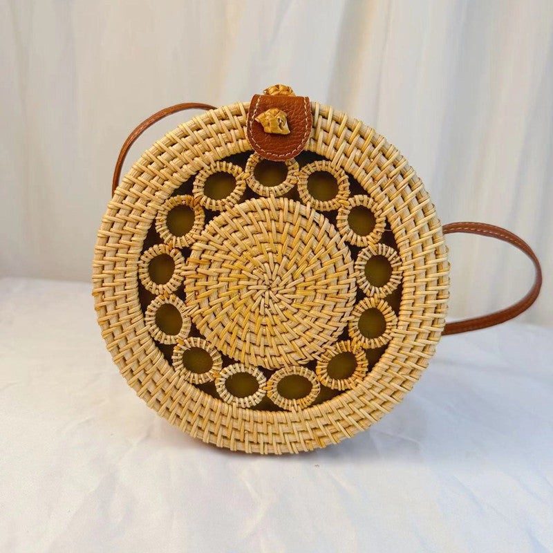 Retro Literary Woven Round Bag