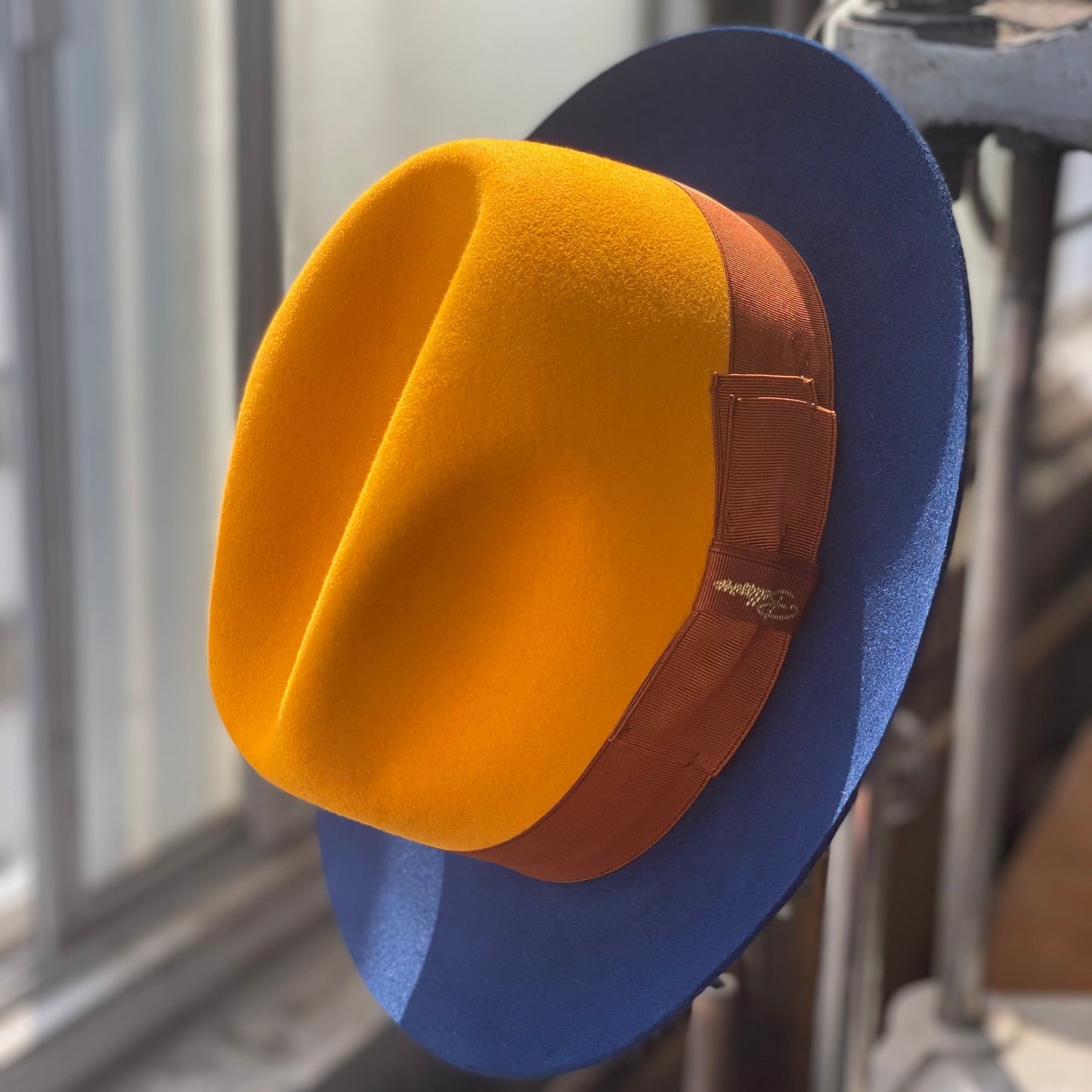 El Chayo - Two Tone (Sunset orange / Sapphire Blue)