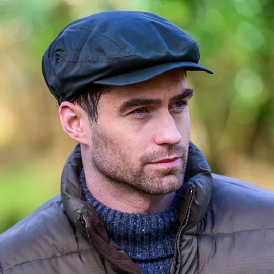 KERRY WAX FLAT CAP - BLACK