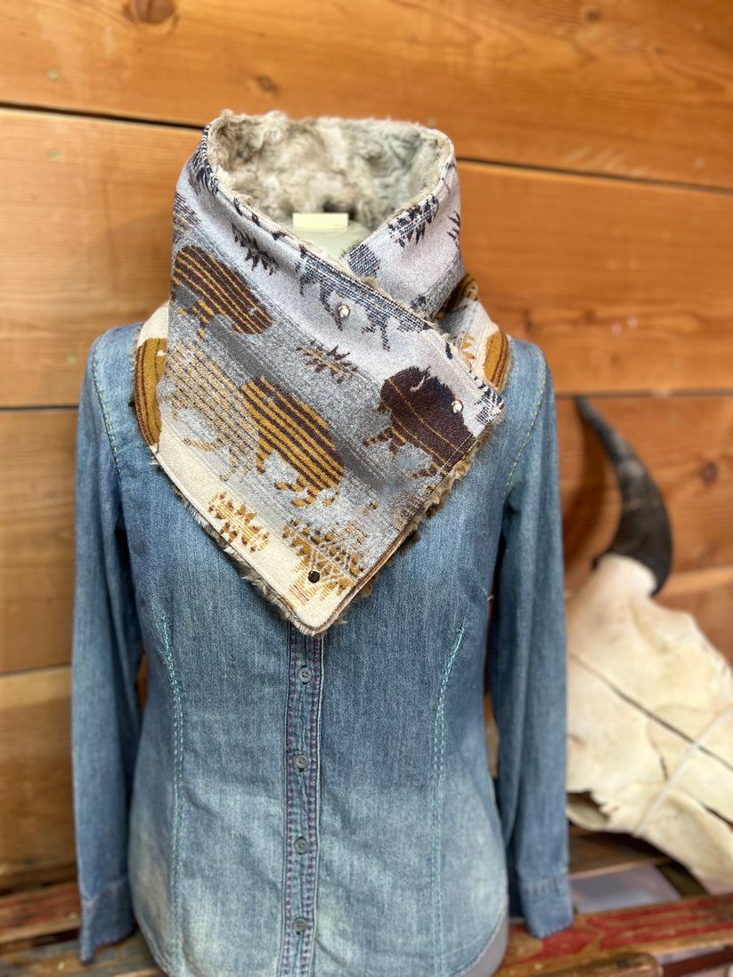 Women's Western Cowboy Gray Print Sherpa Warm Neck Hood