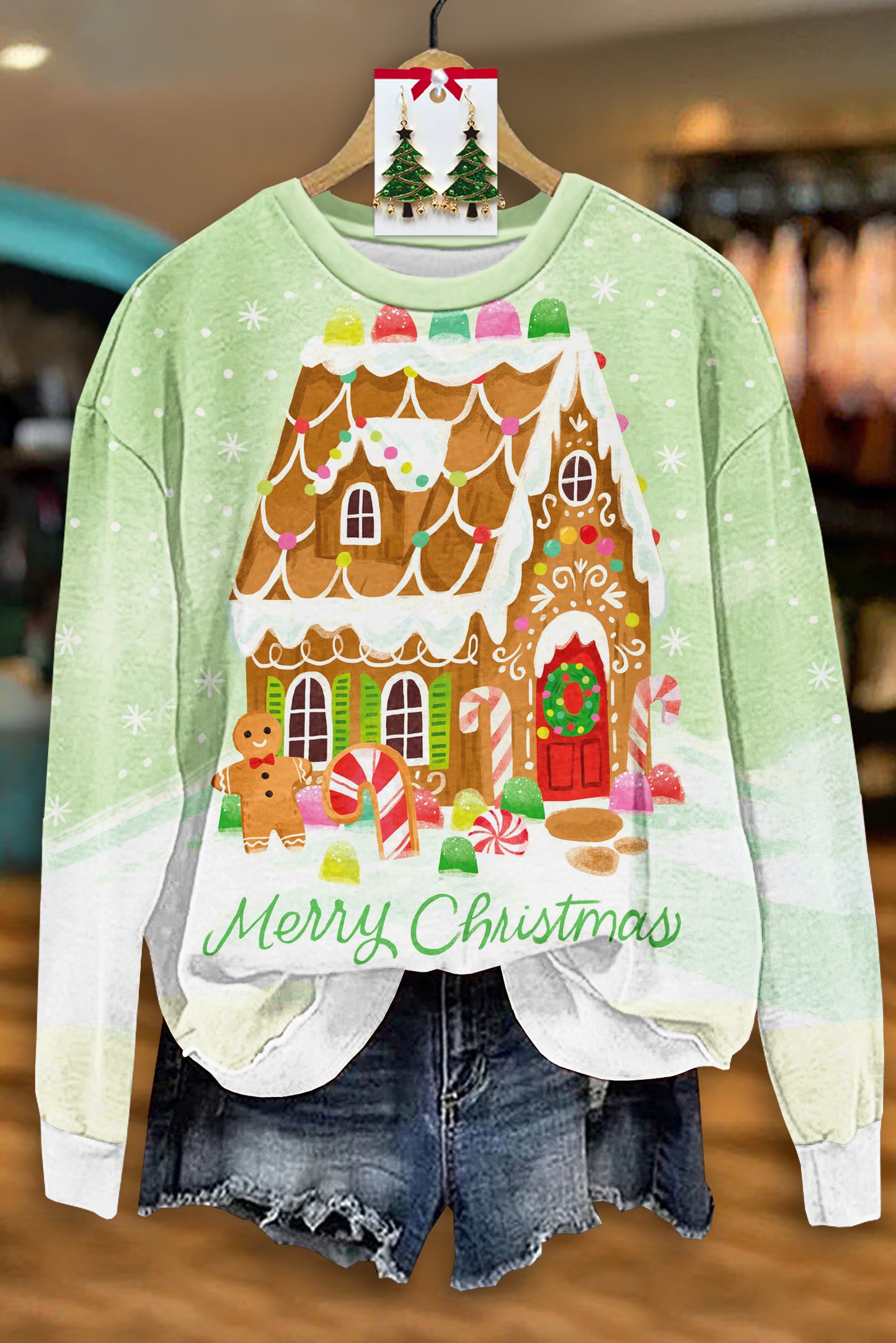 Fresh Christmas Gingerbread House Print Long Sleeve Sweatshirt