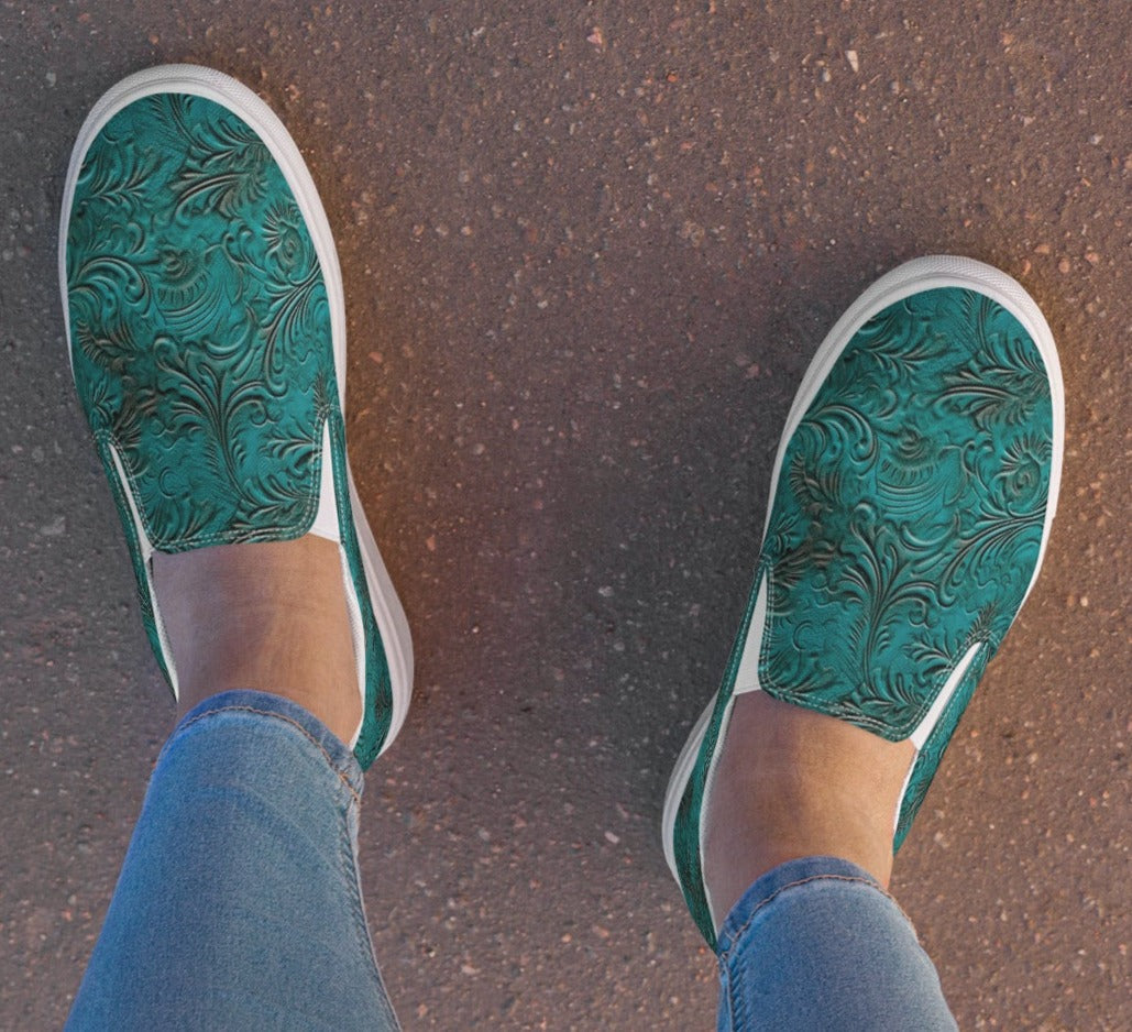 Turquoise Leather Print Women__ Slip-on Canvas Shoes