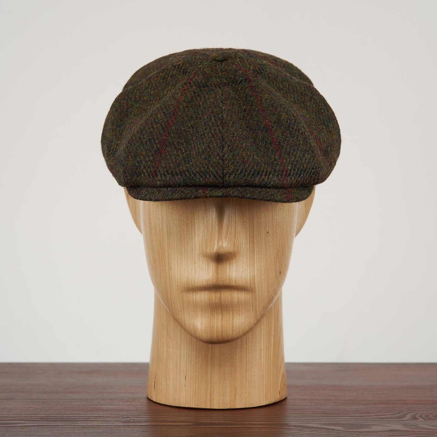 PEAKED CAPS Genuine Scottish Harris Tweed 8 Panels Man Cap Wool Large Crown GREEN-RED