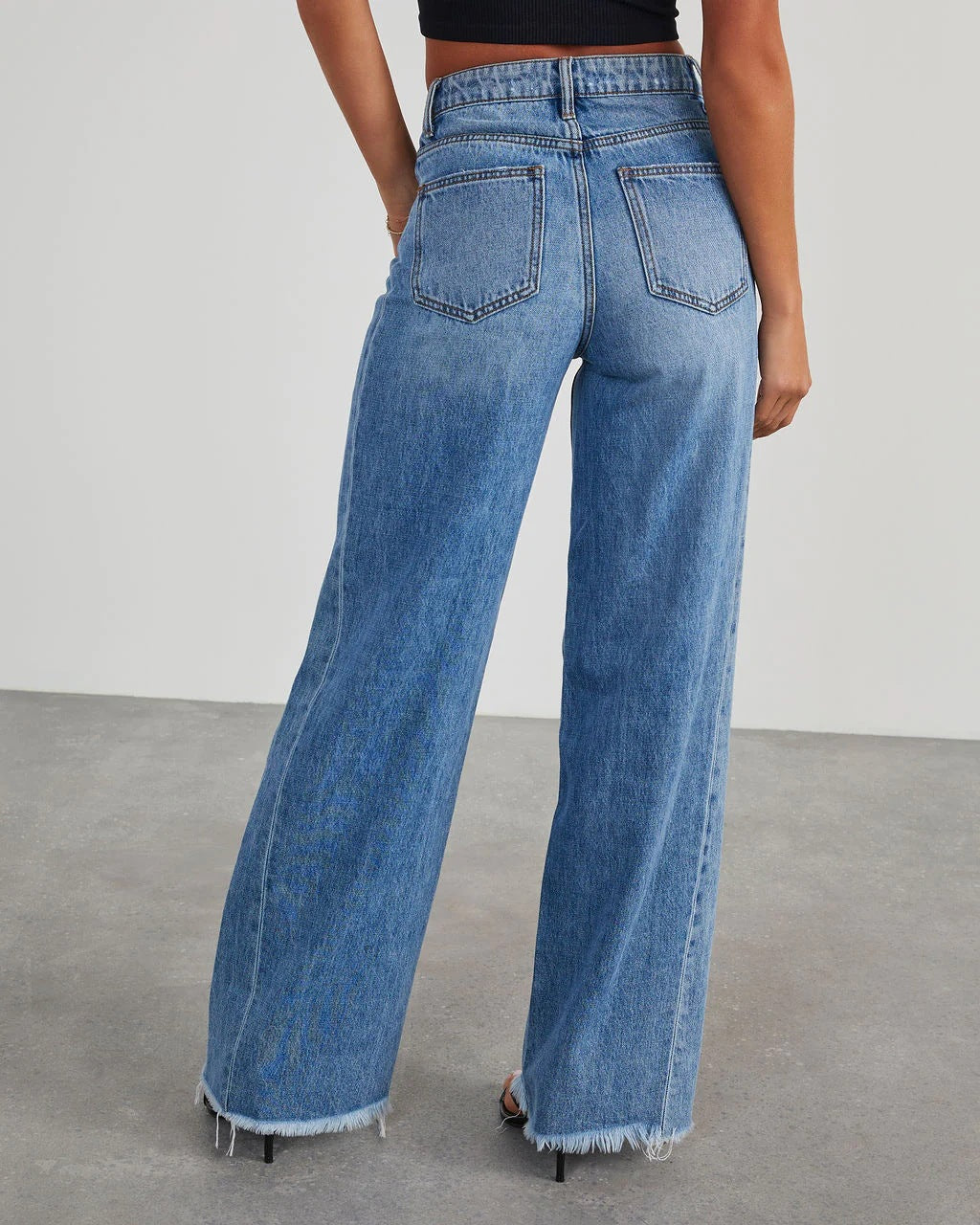 Relaxed Wide-Leg Side-Seam Paneled Frayed Hem Jeans