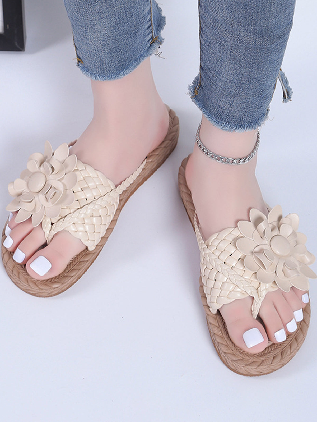 Casual 3D Floral Crochet Flip Flops Flat Slippers