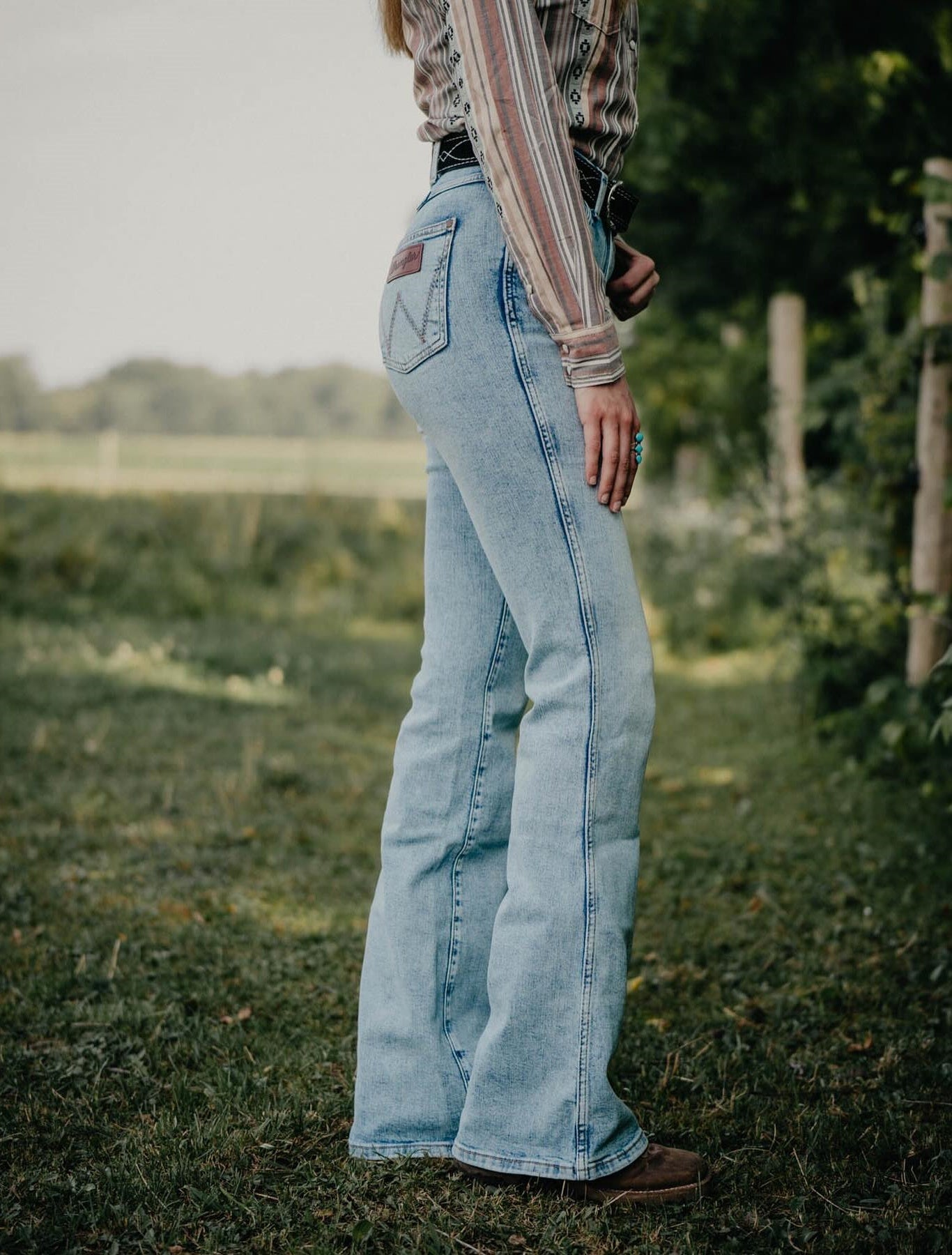 Unique Vintage Wash Blue Jeans