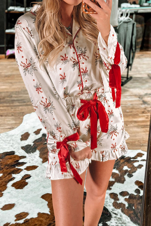 Beautiful Christmas Print Long Sleeve Satin Pajama Set