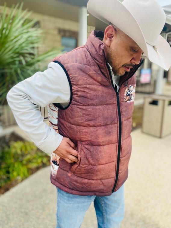 Cowboy in Desert Men's Puffy Vest