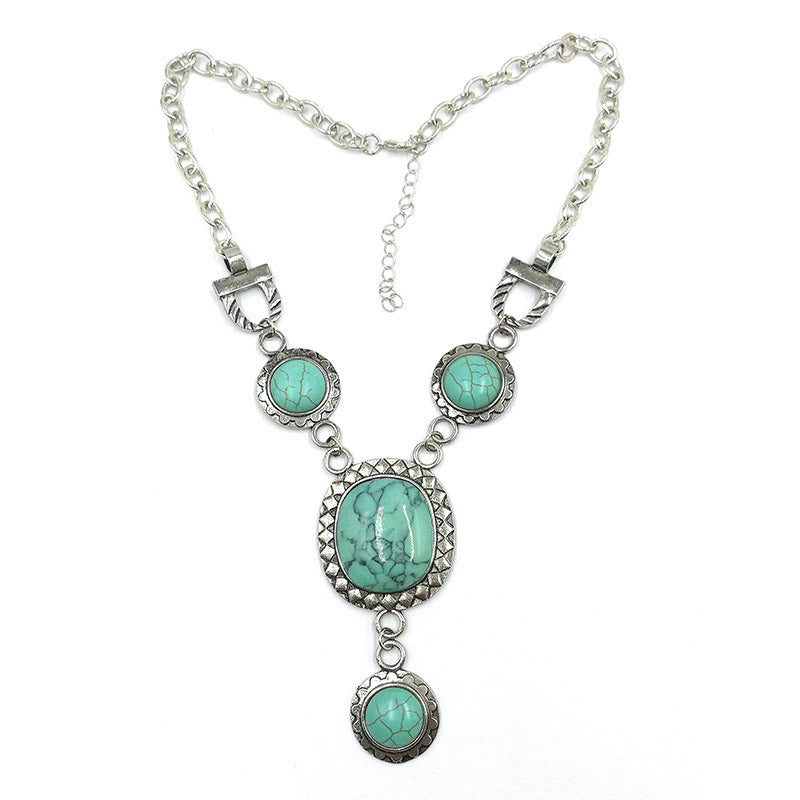 Vintage Unique Design Turquoise Oval Pendant Necklace