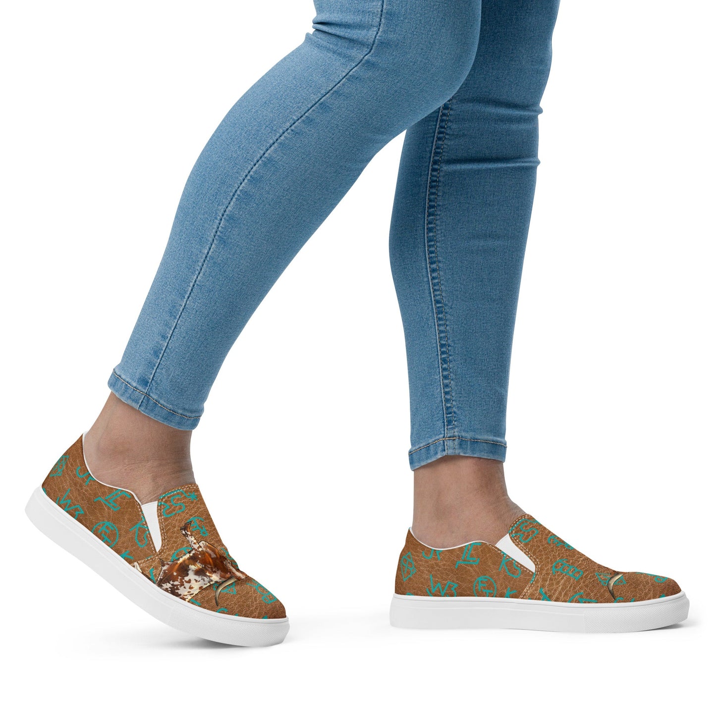 Longhorn & Brands Women__ slip-on canvas shoes