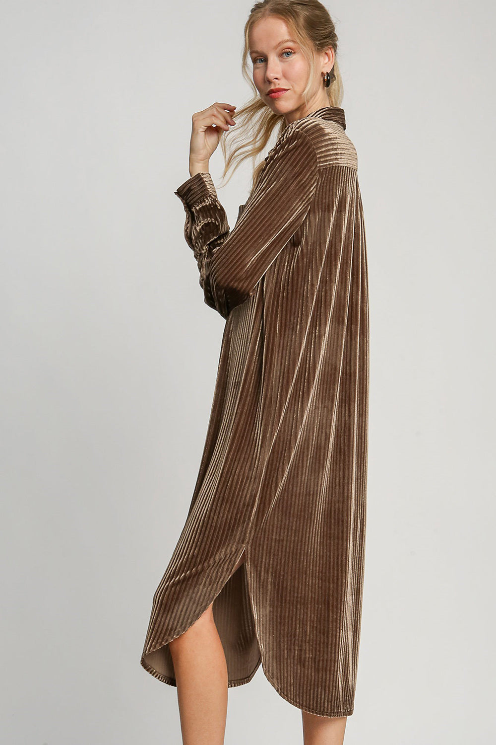 Umgee Texture Curved Hem Button Down Shirt Dress Duster