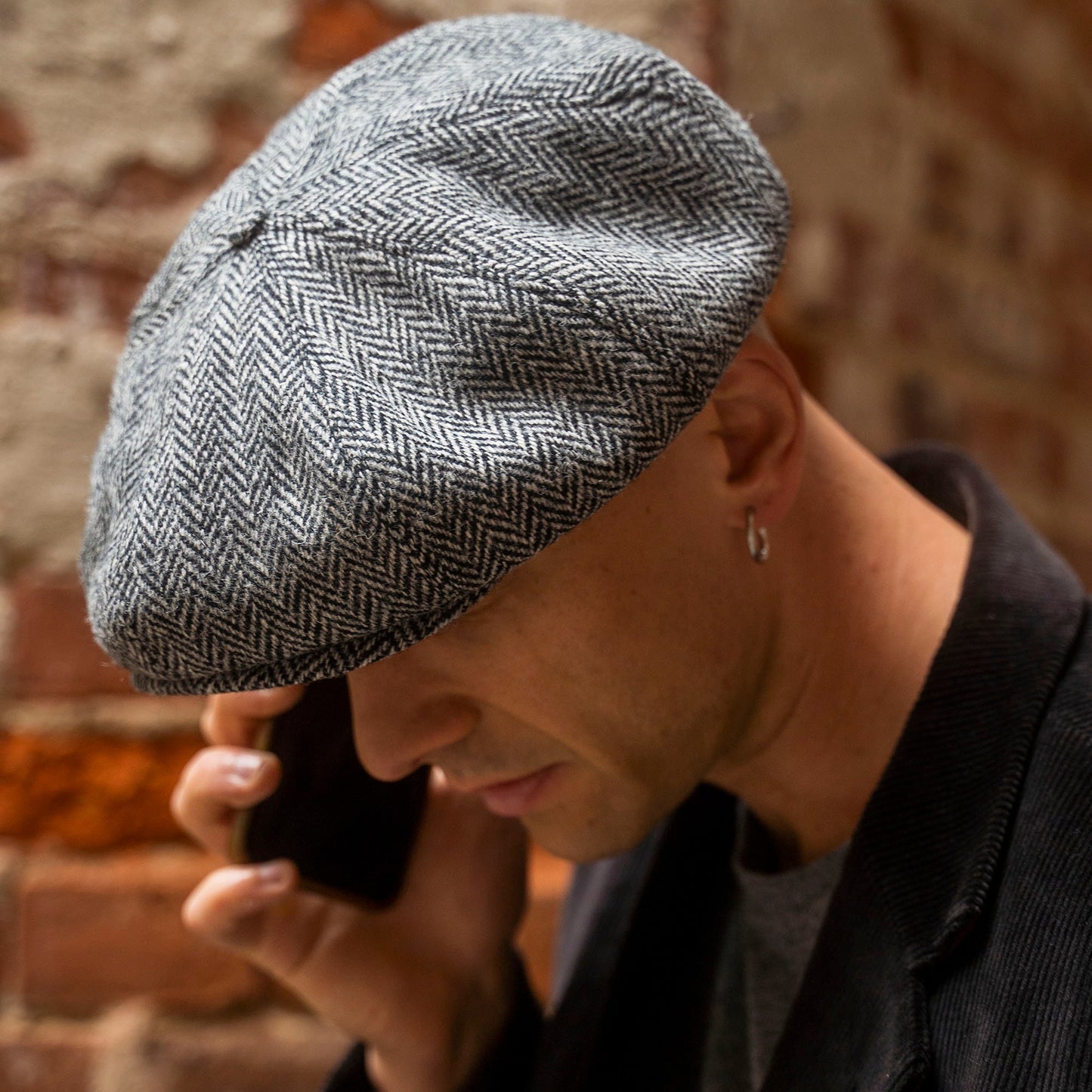 PEAKED CAPS Genuine Scottish Harris Tweed 8 Panels Man Cap GRAY-BLACK