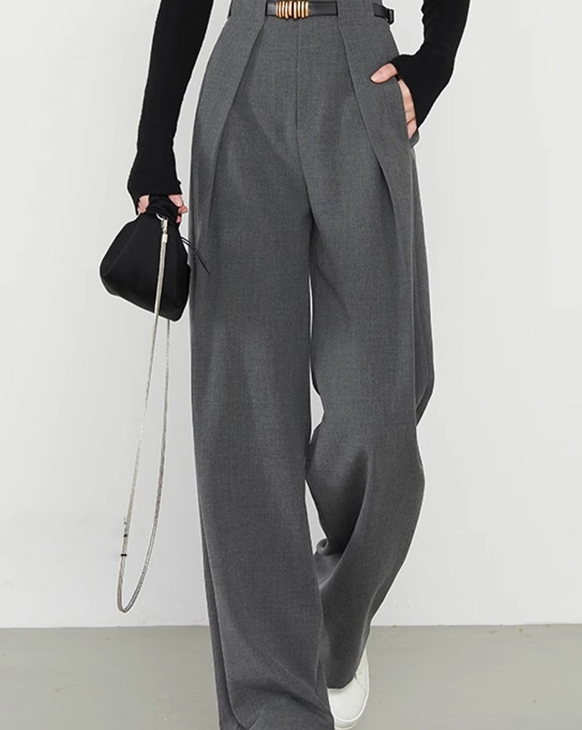 Middle Waist Solid Pocket Straight Leg Pants