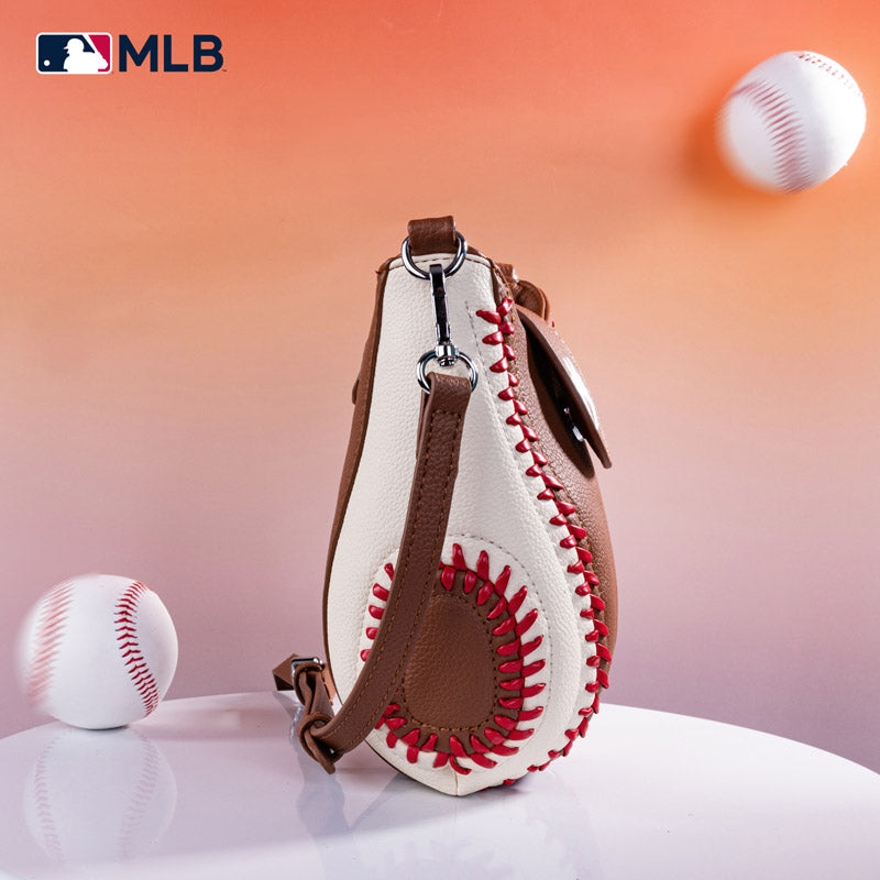 MLB New York Yankees Leather Crossbody Bag