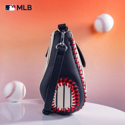 MLB New York Yankees Leather Crossbody Bag