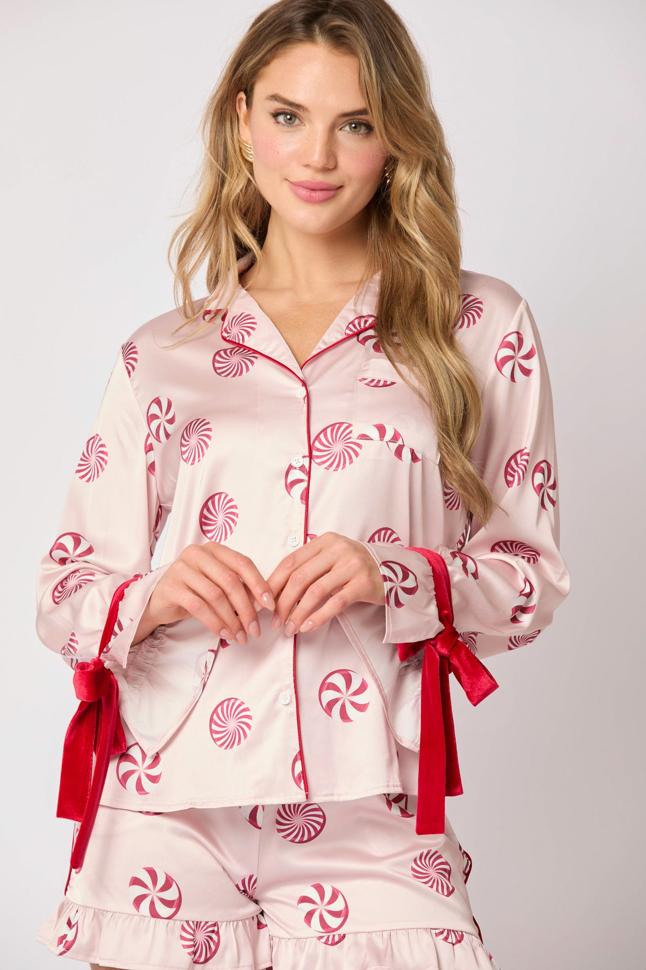 Nutcracker Candy Bow Patterned Pajama Set