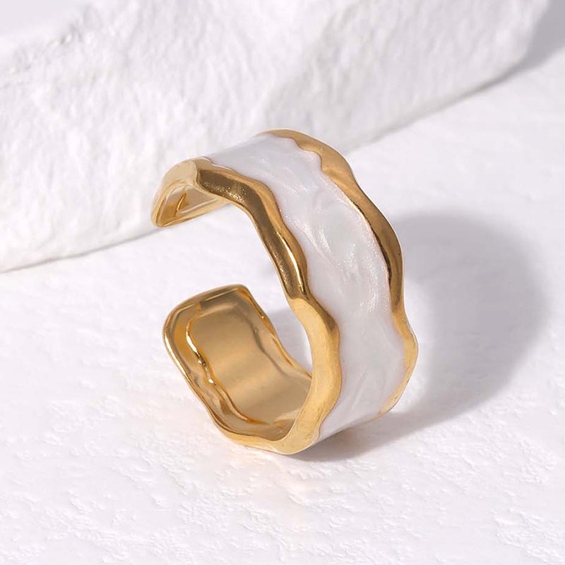 Irregular Lines Shell Gloss Ring