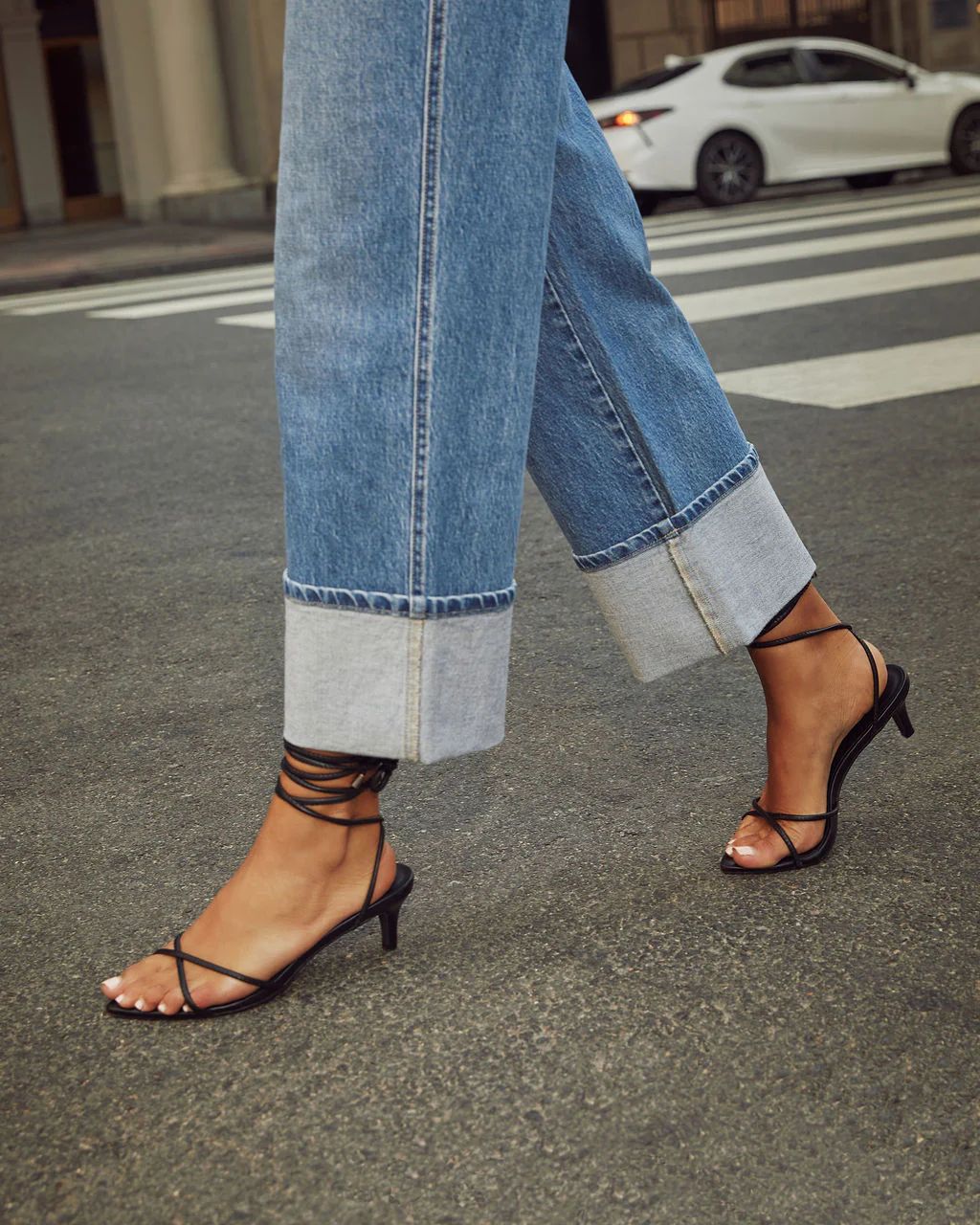 Straight-Leg Curly Hem Jeans