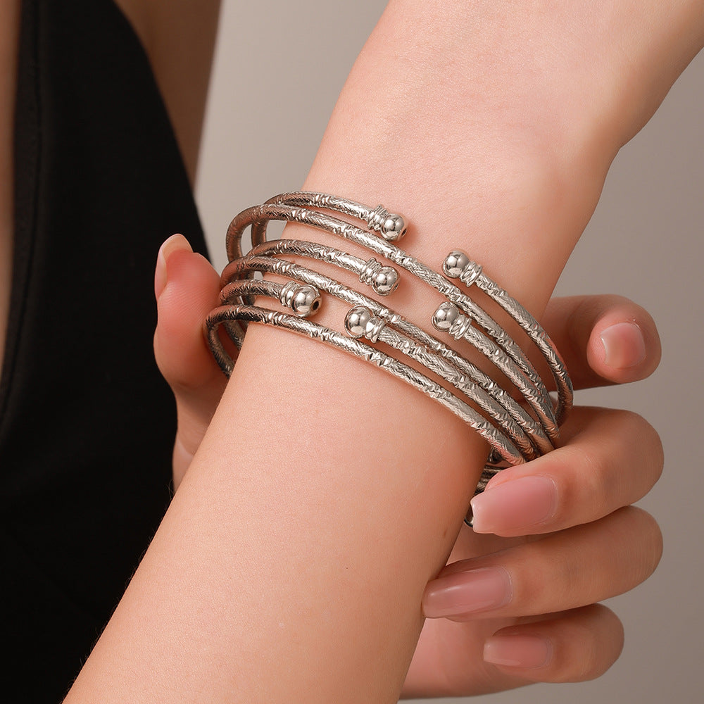 Embossed Twist Bracelet Set