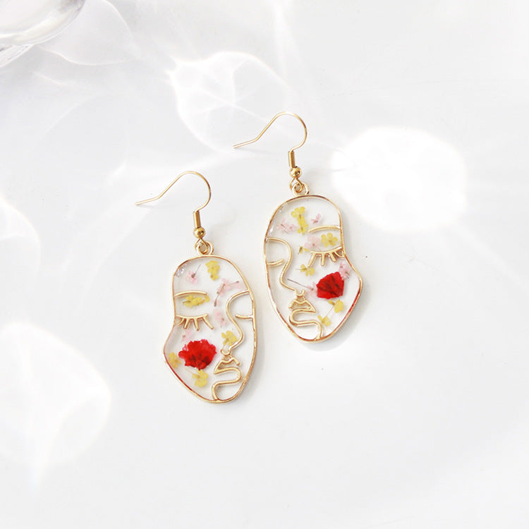 Abstract Face Dried Flower Earrings