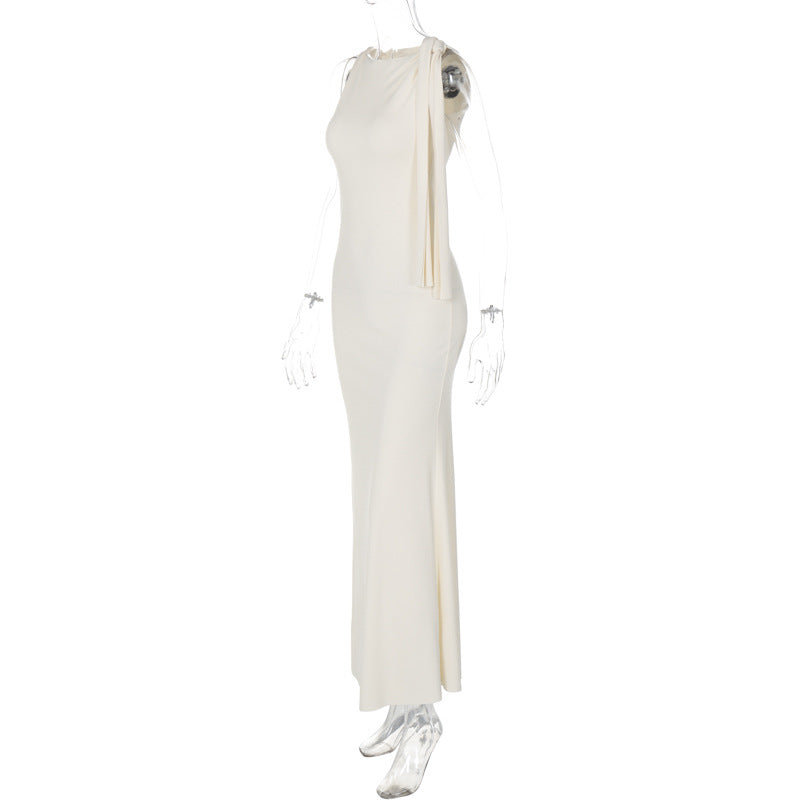 One-Shoulder Streamers Slim-Fit Maxi Dress