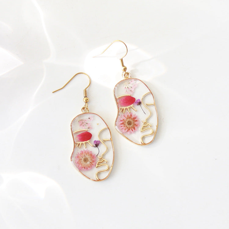 Abstract Face Dried Flower Earrings